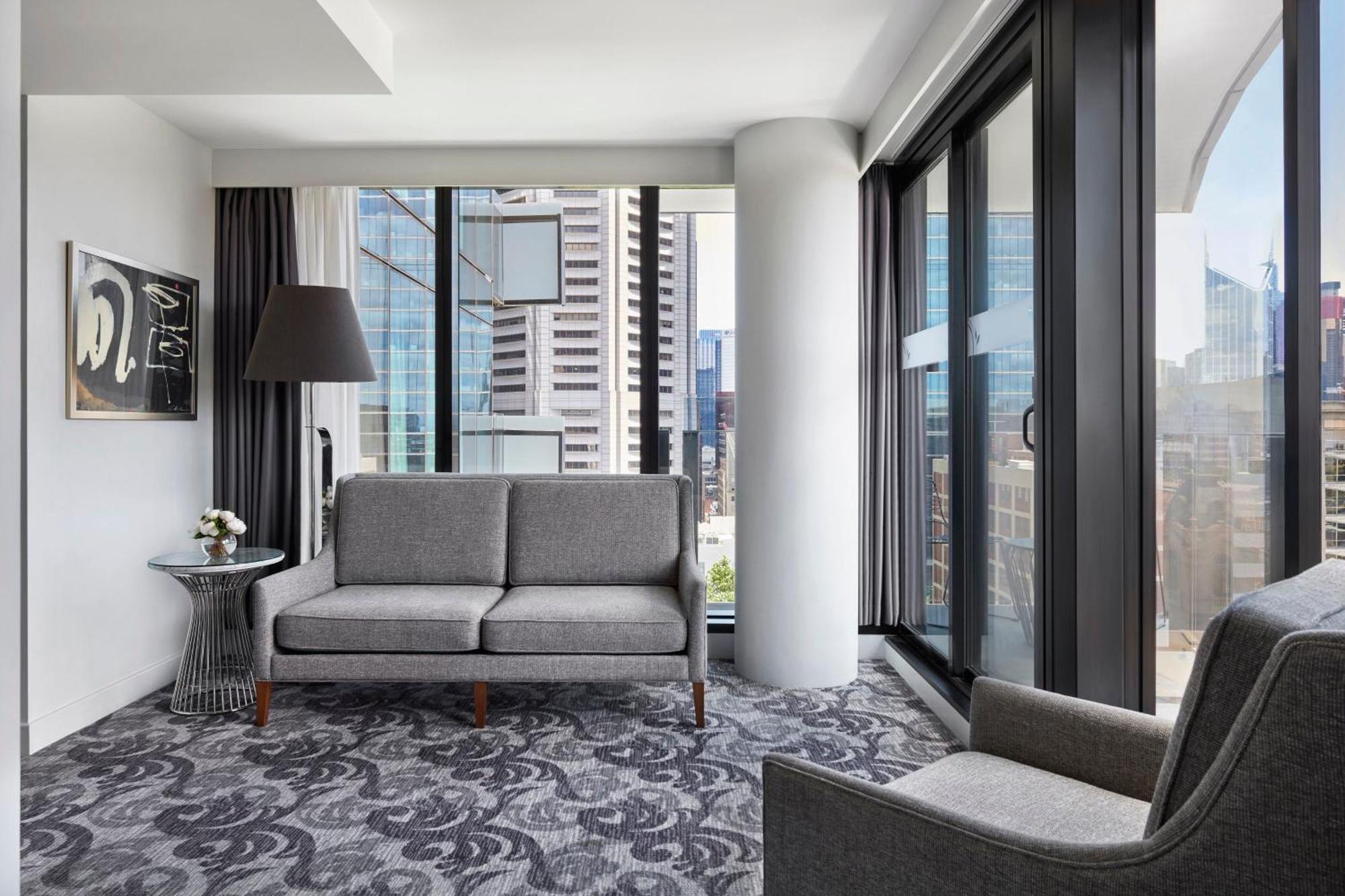 Sheraton Melbourne Hotel Exterior foto A living room in a typical apartment